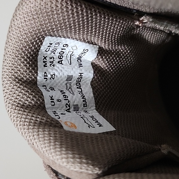 Timberland Boots - Picture 4 of 4